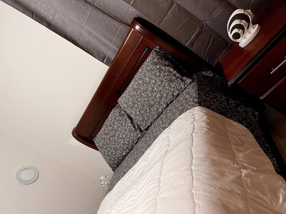 Apartamento Outstanding Pent House W/Jacuzzi Santiago De Los Caballeros Exterior foto